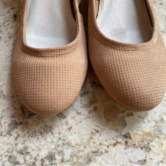 Jeffrey Campbell Bitsie Taupe Leather Perforated Block Heels Size 7 - Picture 6 of 13